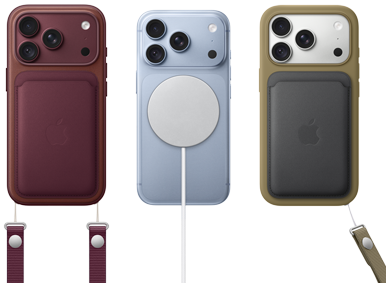 Van links naar rechts, iPhone 18 Pro met een leren hoesje in Bordeauxrood met Bordeauxrood Crossbodykoord, middelste iPhone 18 Pro in de kleur Gletsjer met witte MagSafe-oplader eraan vast, iPhone 18 Pro rechts in de kleur Zilver met een groene leren kaarthouder met polsbandje