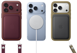 Van links naar rechts, iPhone 18 Pro met een leren hoesje in Bordeauxrood met Bordeauxrood Crossbodykoord, middelste iPhone 18 Pro in de kleur Gletsjer met witte MagSafe-oplader eraan vast, iPhone 18 Pro rechts in de kleur Zilver met een groene leren kaarthouder met polsbandje